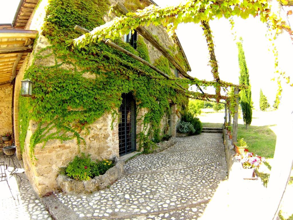Agriturismo Cardito Santa Rufina Luaran gambar