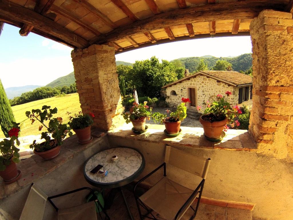 Agriturismo Cardito Santa Rufina Luaran gambar