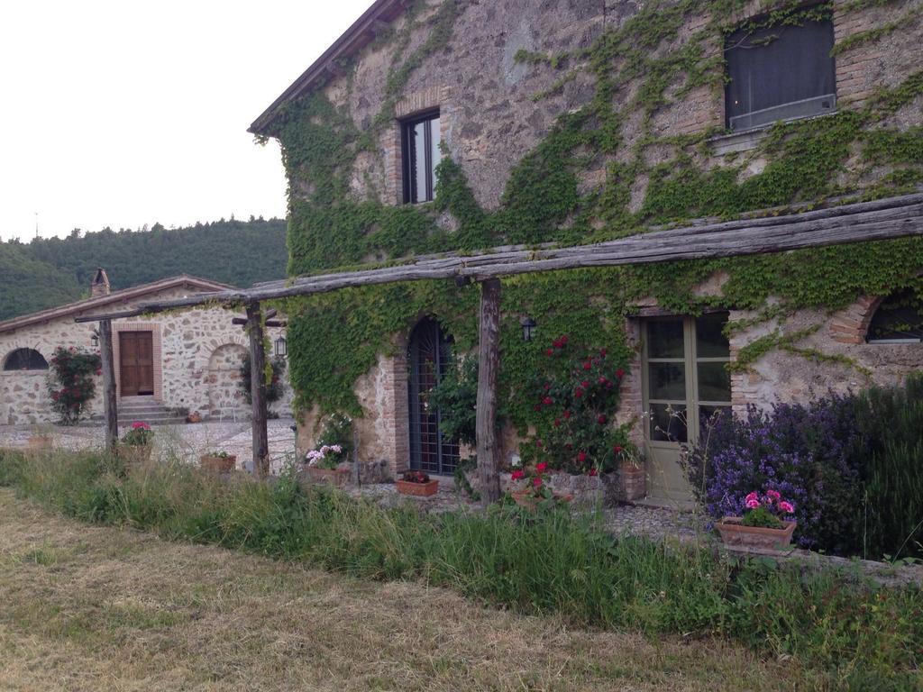 Agriturismo Cardito Santa Rufina Luaran gambar